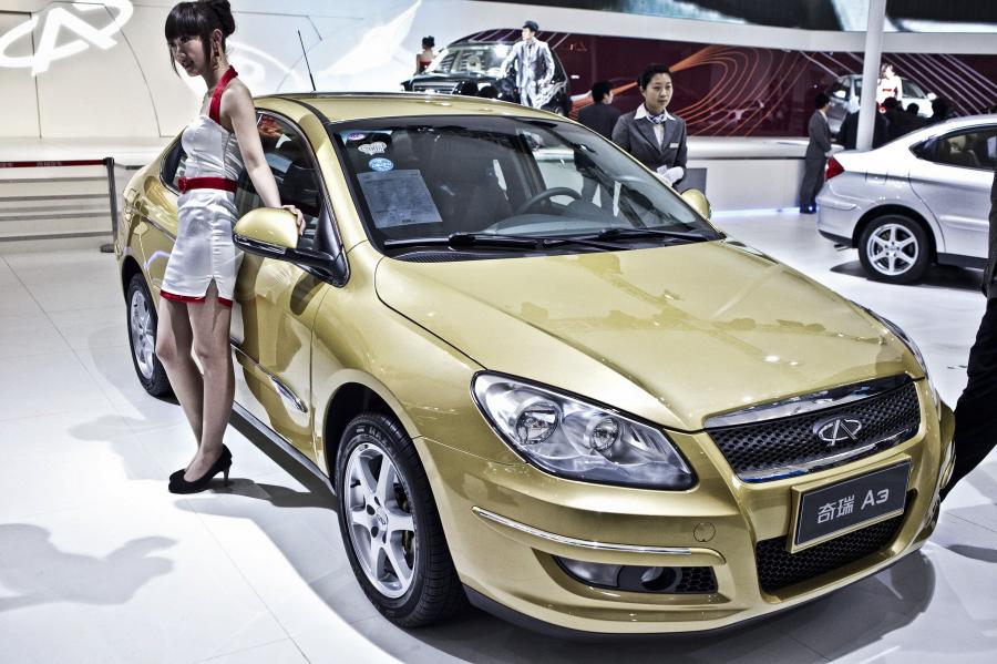  Chery A3 2010 года  (фото 7 из 21)